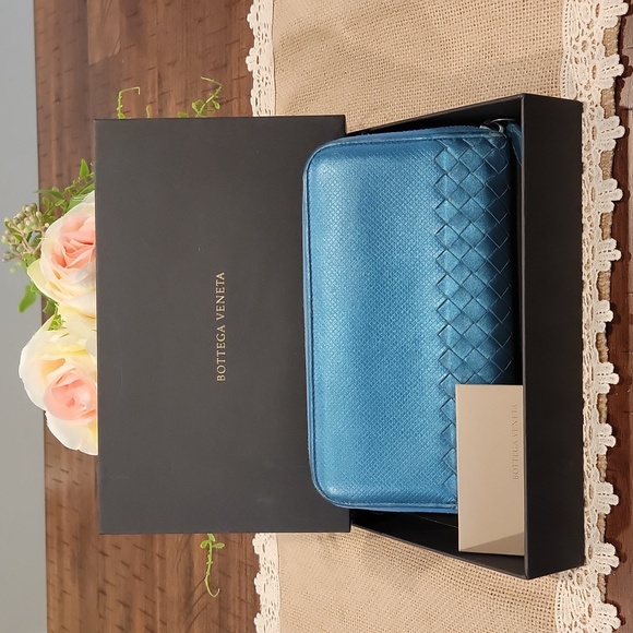 Bottega Veneta Handbags - Authentic Bottega Veneta zippy wallet with box